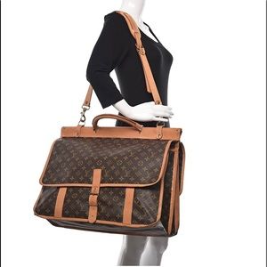 Louis Vuitton  Monogram Sac Kleber